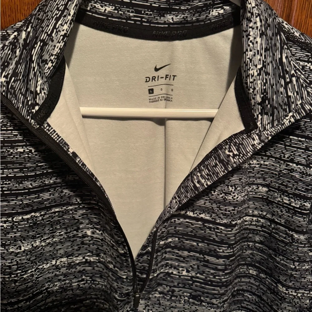 Nike Dri‑FIT Quarter Zip | Women’s L Running Training Pullover